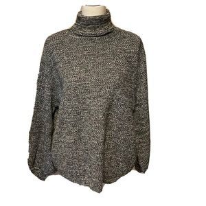 Zenana Outfitters Premium Knit Sweater Size XL Black and White NWOT